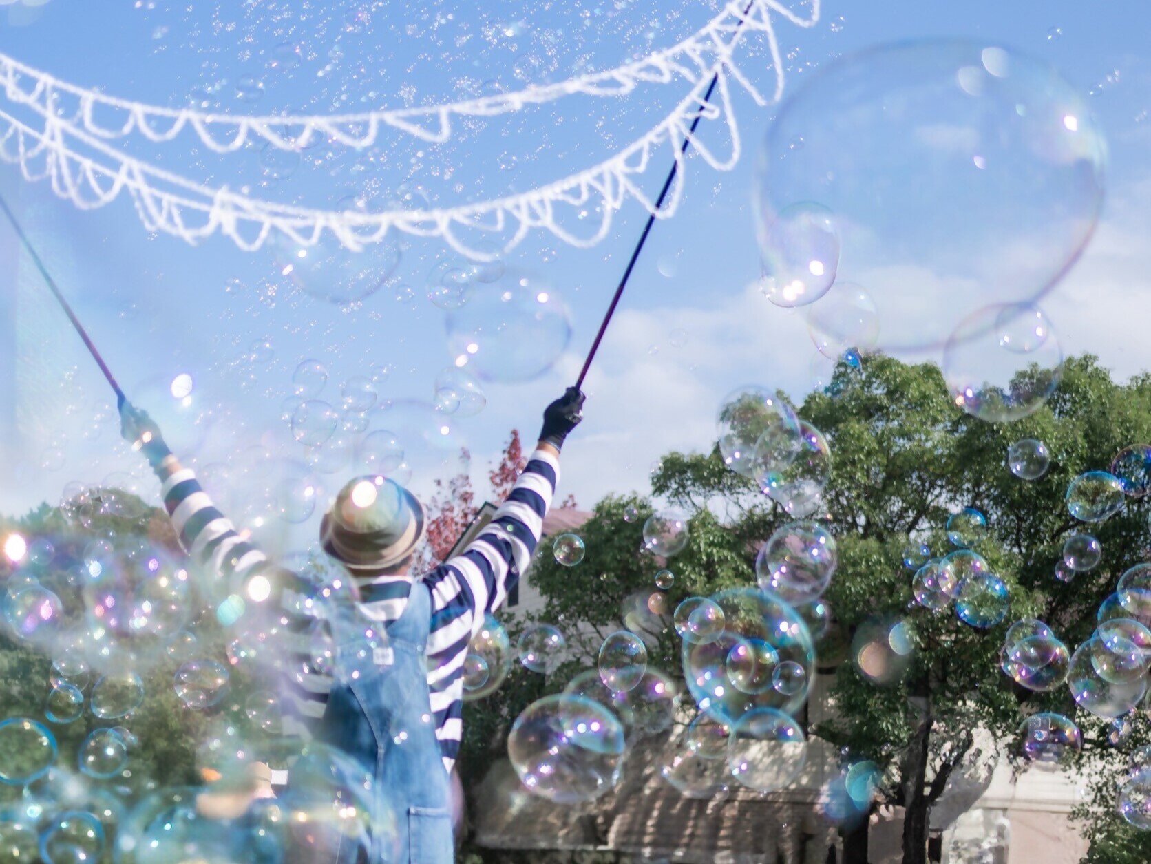 シャボン玉ショー_sanitized.jpg